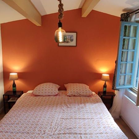 Cabanon St Joseph, 2 Personnes Villa Boulbon Exterior photo
